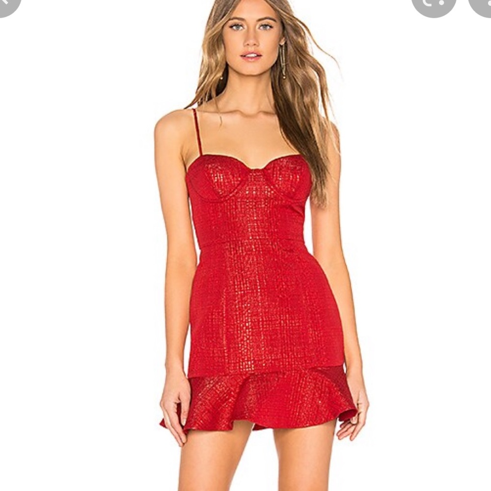 Aubrey dress in firecracker red